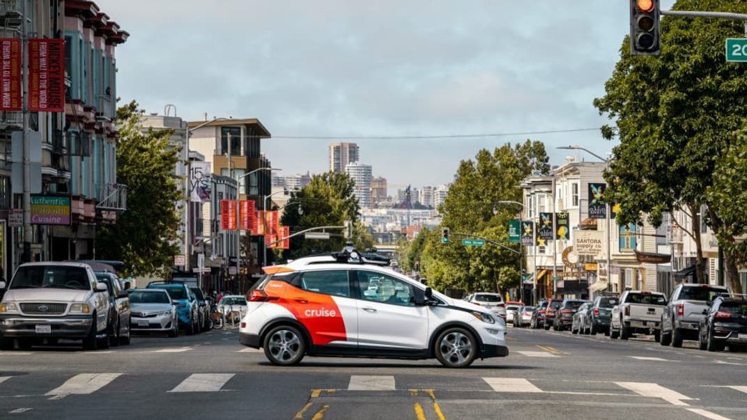 Автомобиль дочерней компании General Motors Cruise