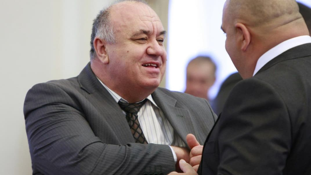 Ексголова Антимонопольного комітету України Василь Цушко перед початком засідання Кабміну, Київ, 18 січня 2012 року