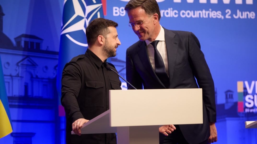 Президент України Володимир Зеленський та генеральний секретар НАТО Марк Рютте на саміті «Бухарестської дев’ятки» та нордичних країн у Вільнюсі, 2 червня 2025 року