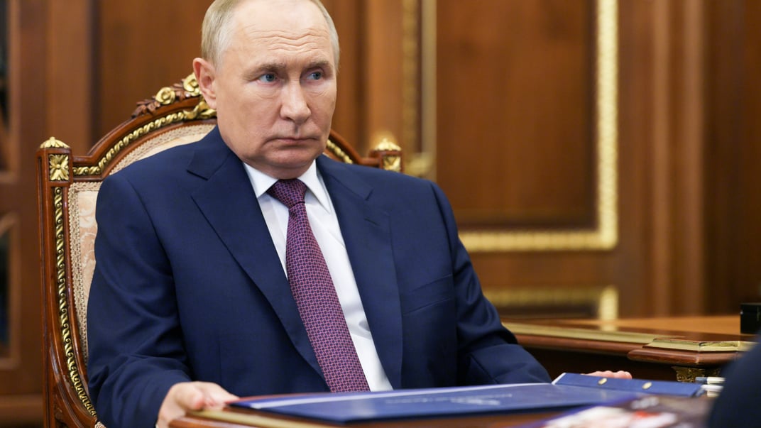 Лидер россии владимир путин
