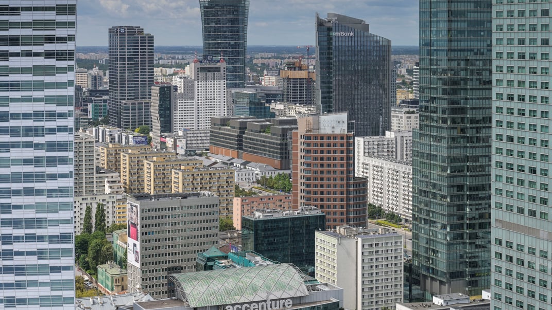 Житлові та комерційні будівлі у Варшаві, Польща Житлові та комерційні будівлі у Варшаві, Польща