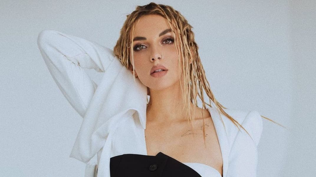 Российская артистка Мария Гусарова