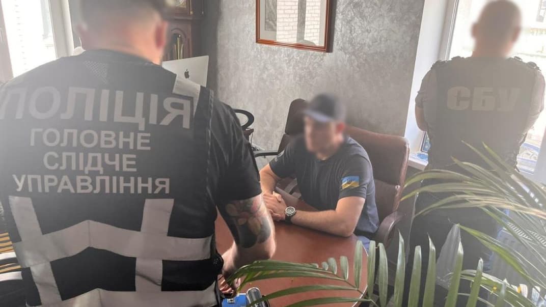 Депутата городского совета Кропивницкого подозревают в рэкете