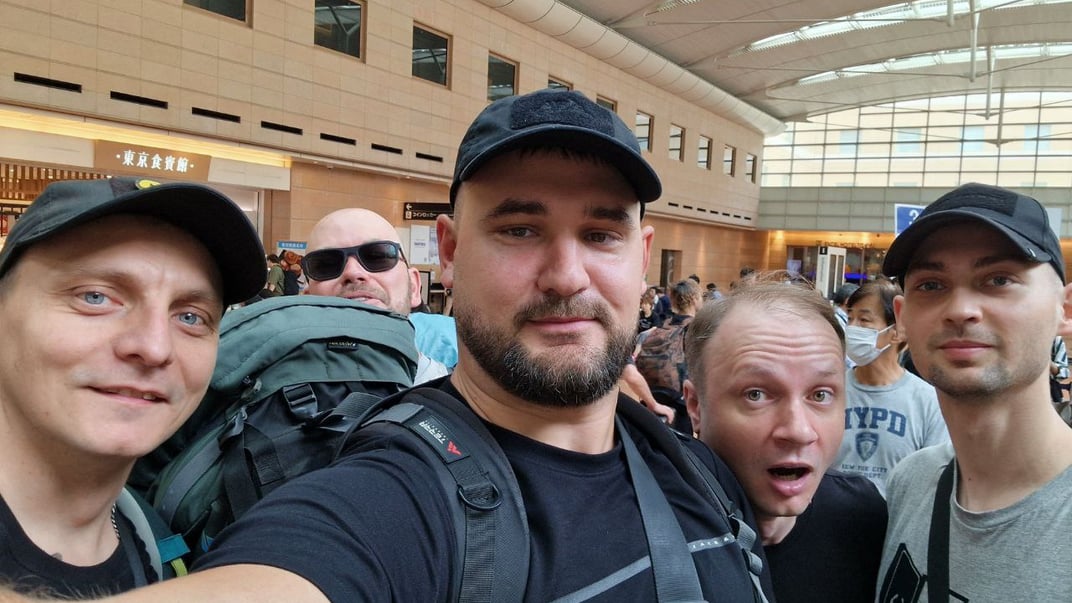 Справа наліво: українці Владислав Савінов, Олександр Крюков та Анатолій Дибак, яких затримали в Японії за проникнення в заборонену зону біля Фукушіми