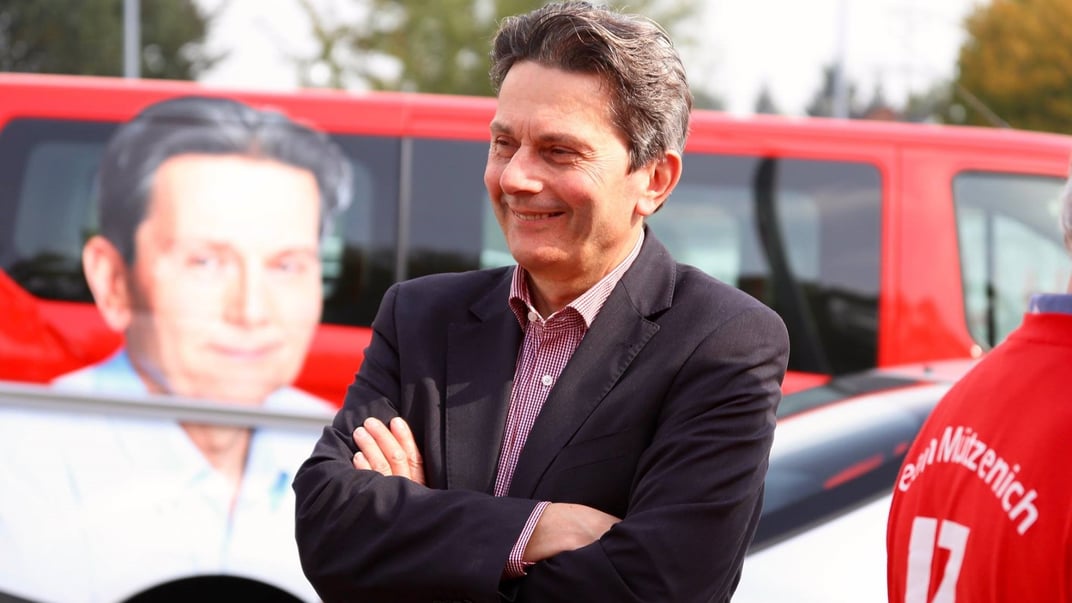 Лидер фракции Социал-демократической партии Германии Рольф Мютцених