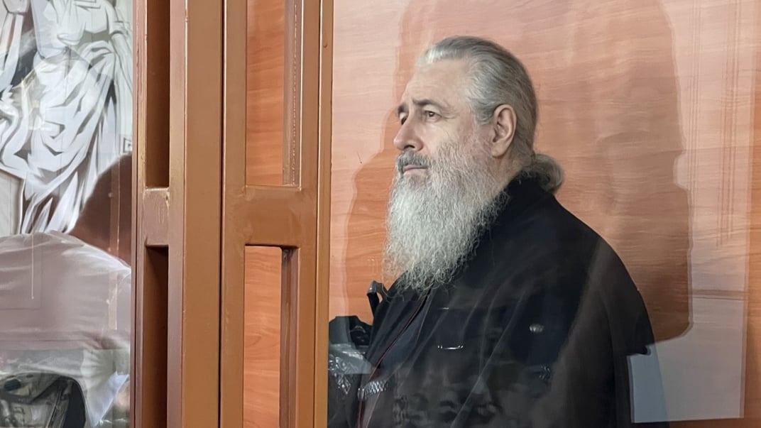 Намісник Свято-Успенської Святогірської лаври митрополит Арсеній у суді, серпень 2024 року