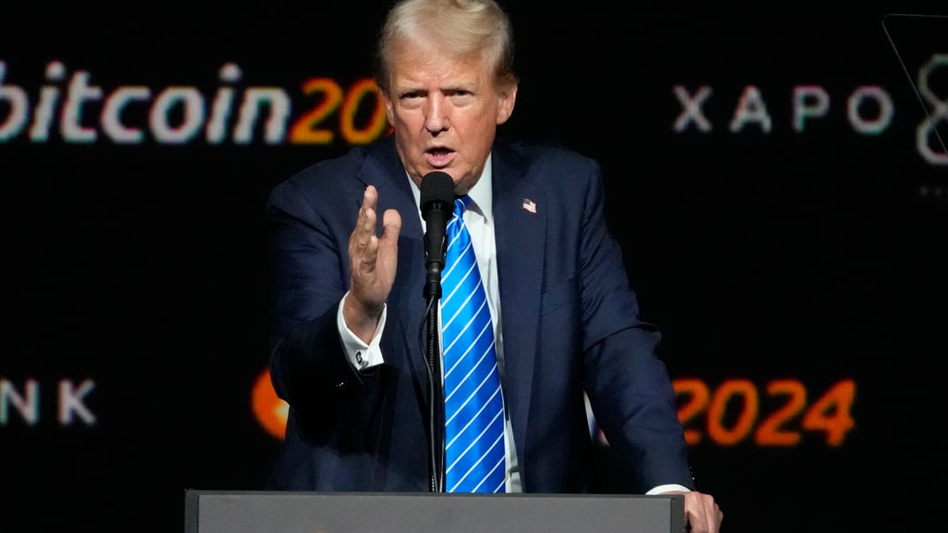 Кандидат в президенты США от Республиканской партии Дональд Трамп выступает на конференции Bitcoin 2024 в Нэшвилле, штат Теннесси, 27 июля 2024 года