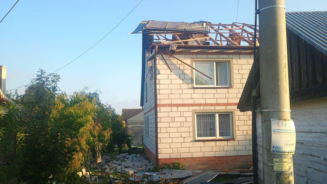 Наслідки атаки російських безпілотників у населеному пункті Чоснувка, Люблінського воєводства