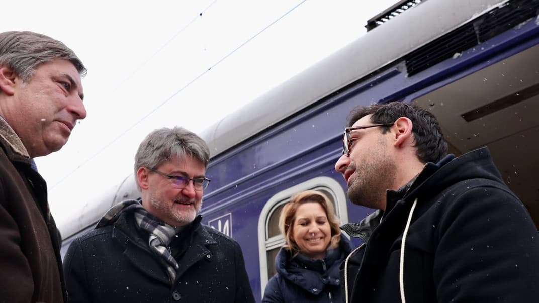 Министр иностранных дел Франции Стефан Сежурне (справа), Киев, 13 января 2024 года