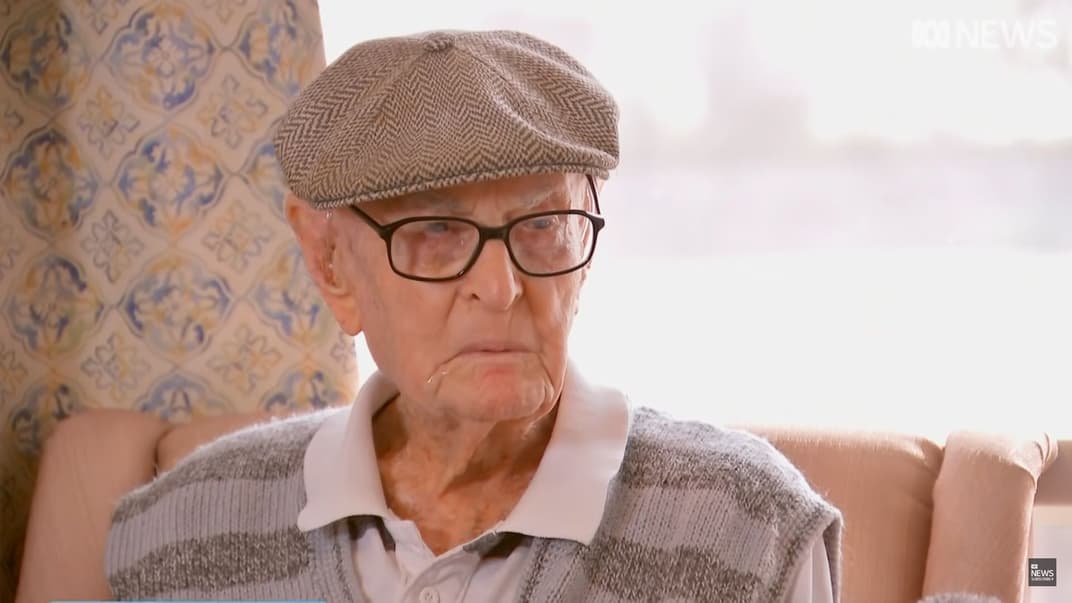 111-річний Декстер Крюґер на святкуванні проголошення себе найстарішою людиною Австралії. 17 травня 2021 року