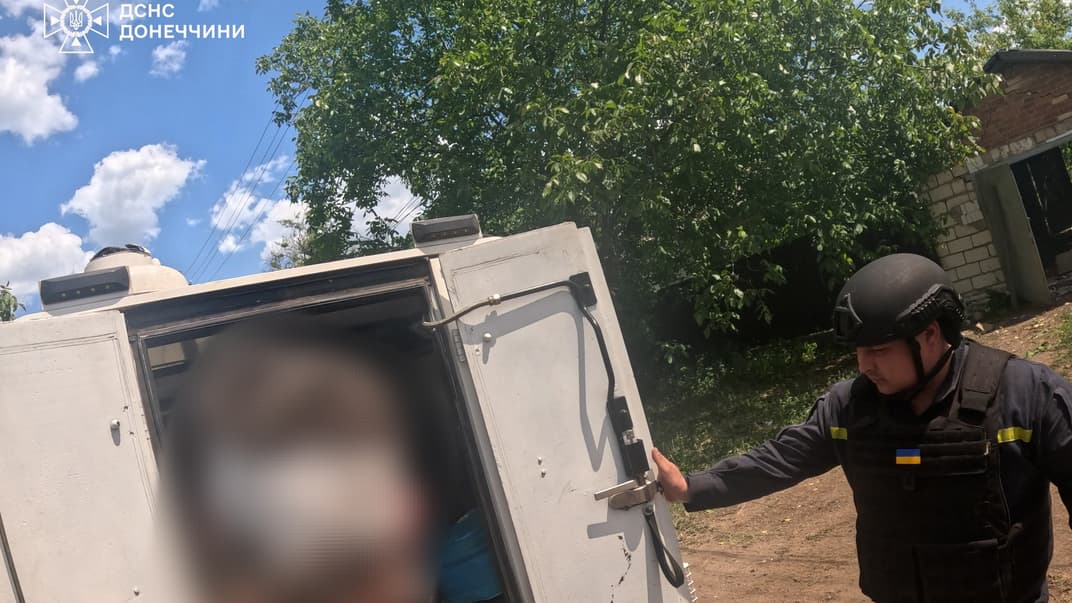 Рятувальники Торецька потрапили під обстріл під час перевезення поранених, 23 травня 2024 року