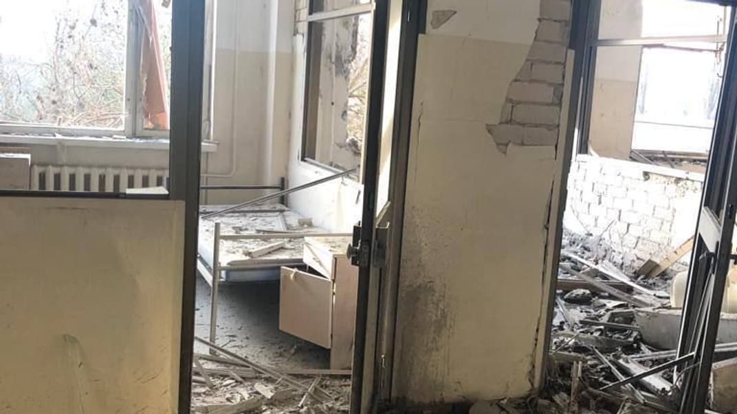 Последствия российских обстрелов Херсона ночью 1 января 2022 года