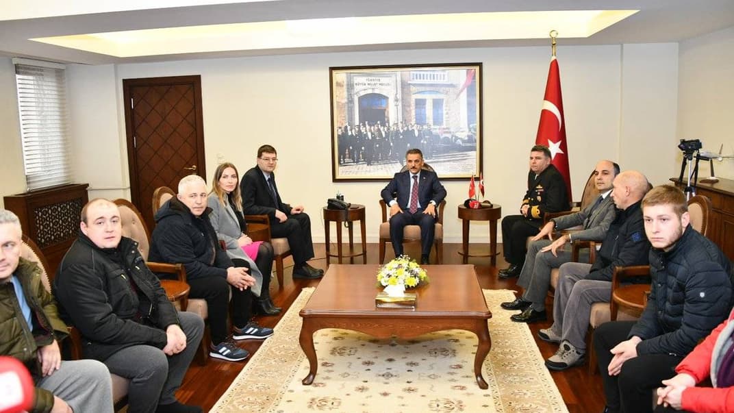 Українські моряки зустрілися з губернатором Самсуна, 10 січня 2019 року