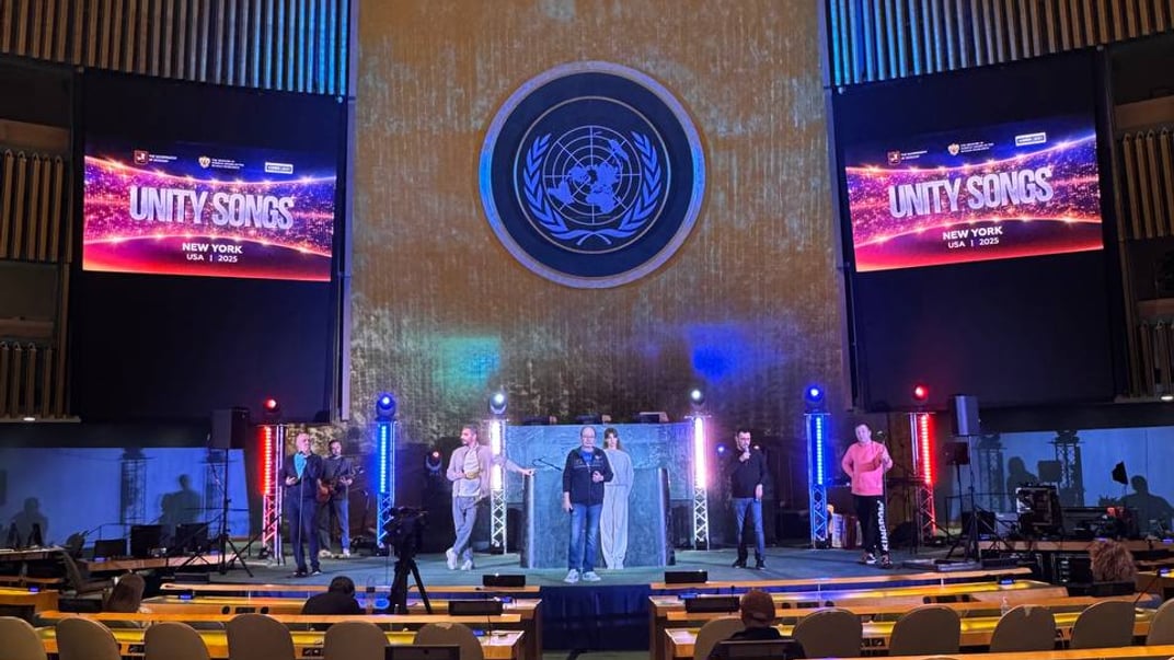 Репетиція співаків «Хору Турецького» перед концертом у Генеральній Асамблеї ООН