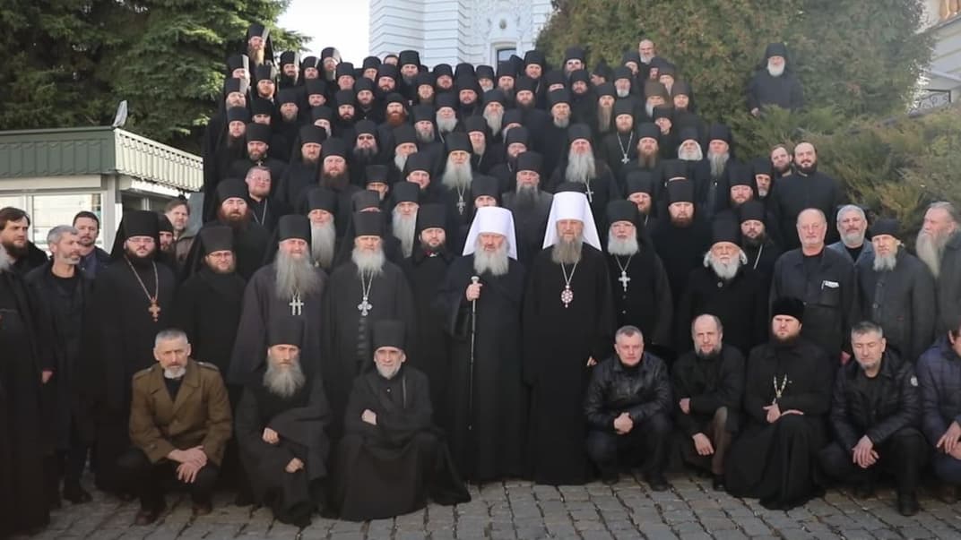 Представители УПЦ МП во время обращения