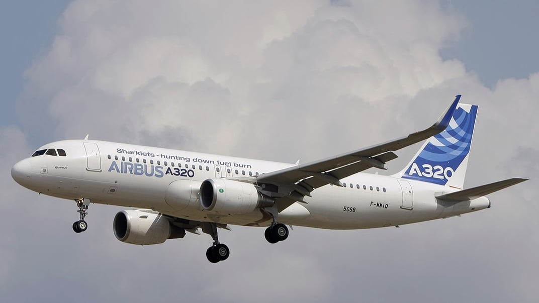 Ілюстративне фото. Літак Airbus A320-214