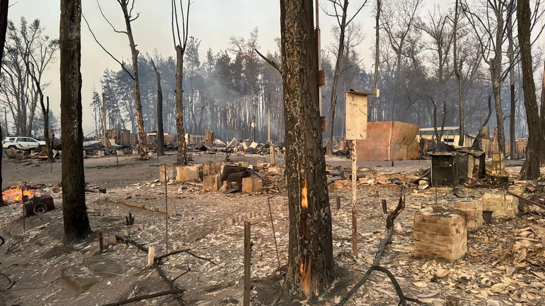 Наслідки пожежі у районі села Піски-Радьківські Харківської області, 3 жовтня 2024 року
