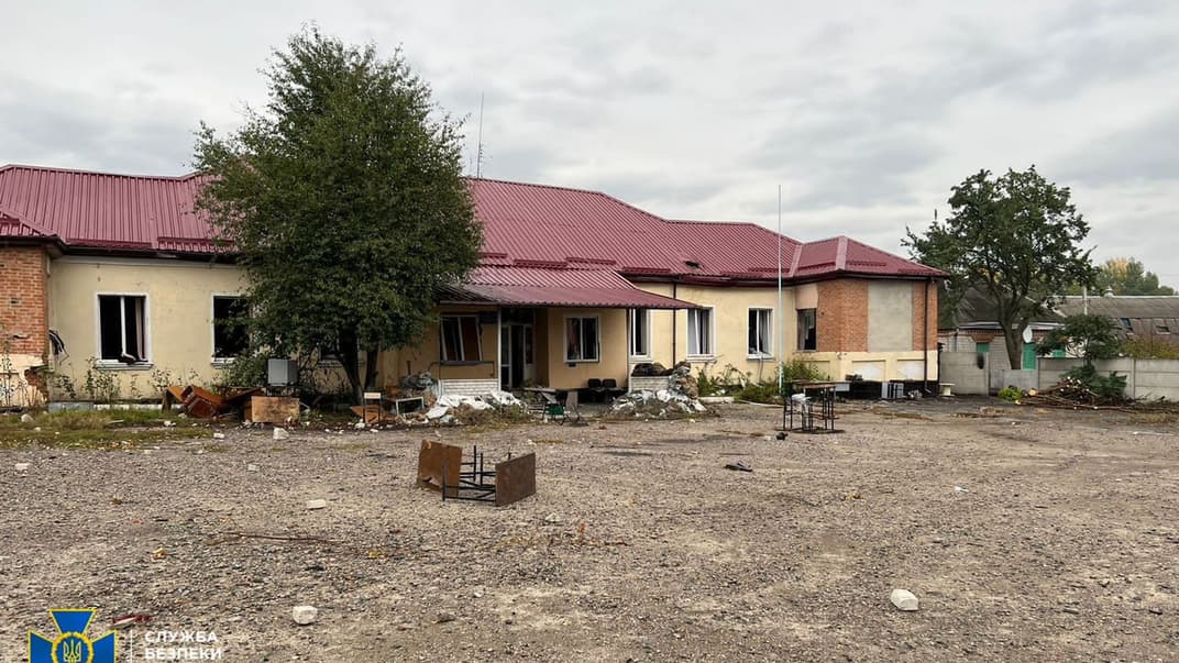 Здание, в котором была пыточная в Липцах