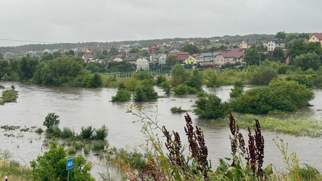 Підтоплення у Львові через сильні дощі