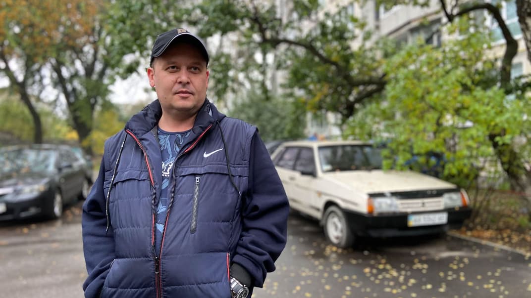 Вадим Середа розповідає про напад собаки, яка пошкодила йому руку