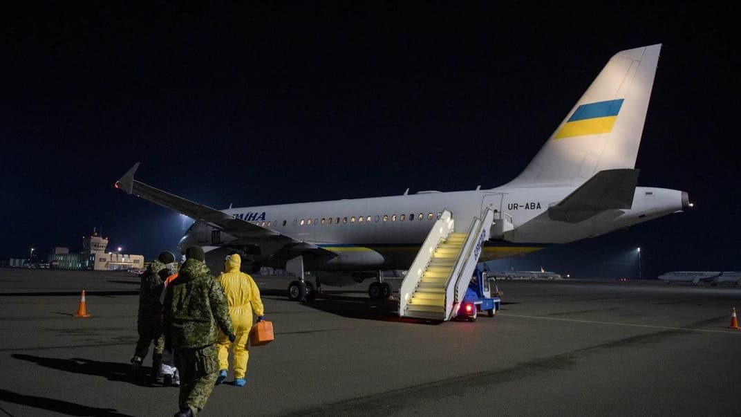 Літак президента, який евакуював 33 українців з Австрії, Бориспіль, 18 березня 2020 року