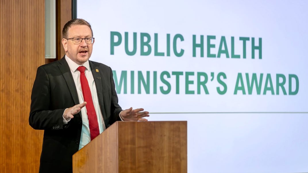 Ендрю Гвінн Ендрю Гвінн