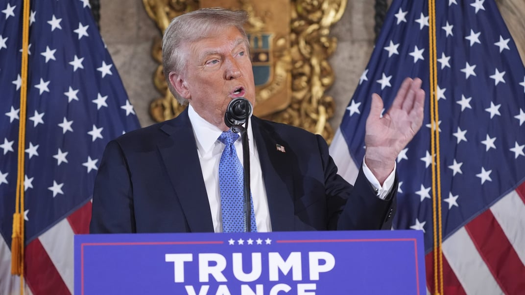 Избранный президент США Дональд Трамп выступает во время пресс-конференции в Мар-а-Лаго, 16 декабря 2024 года