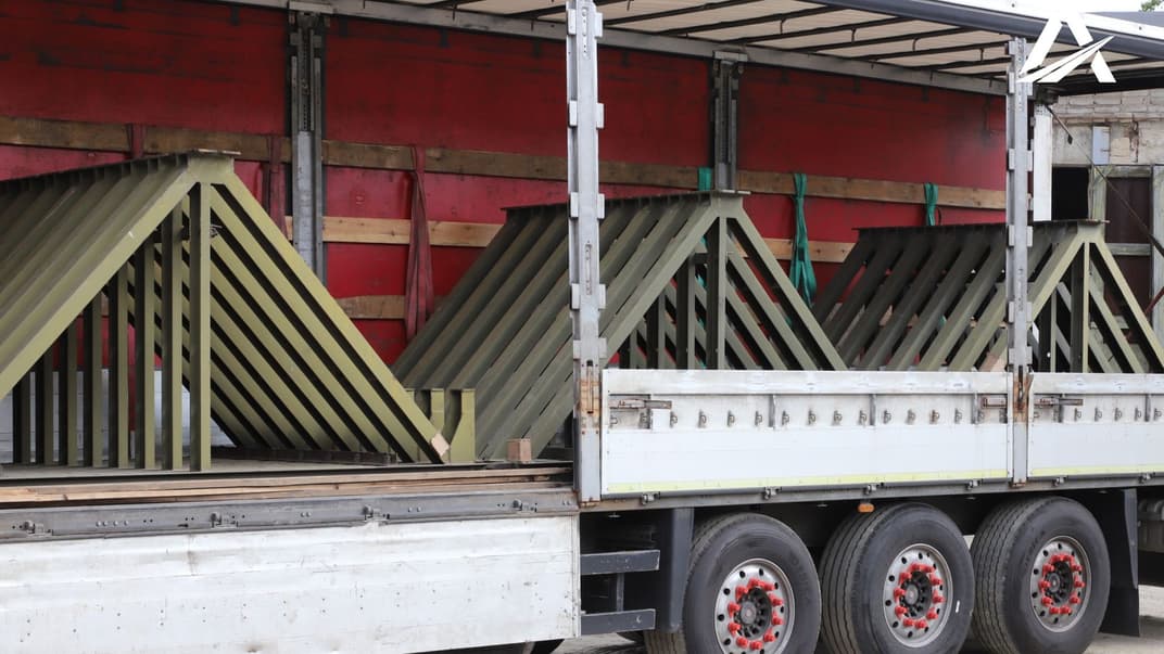 Конструкции понтонных мостов, переданных Украине