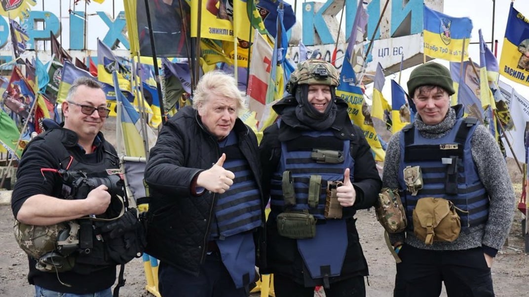 Экс-премьер Великобритании Борис Джонсон на Запорожском направлении в Украине