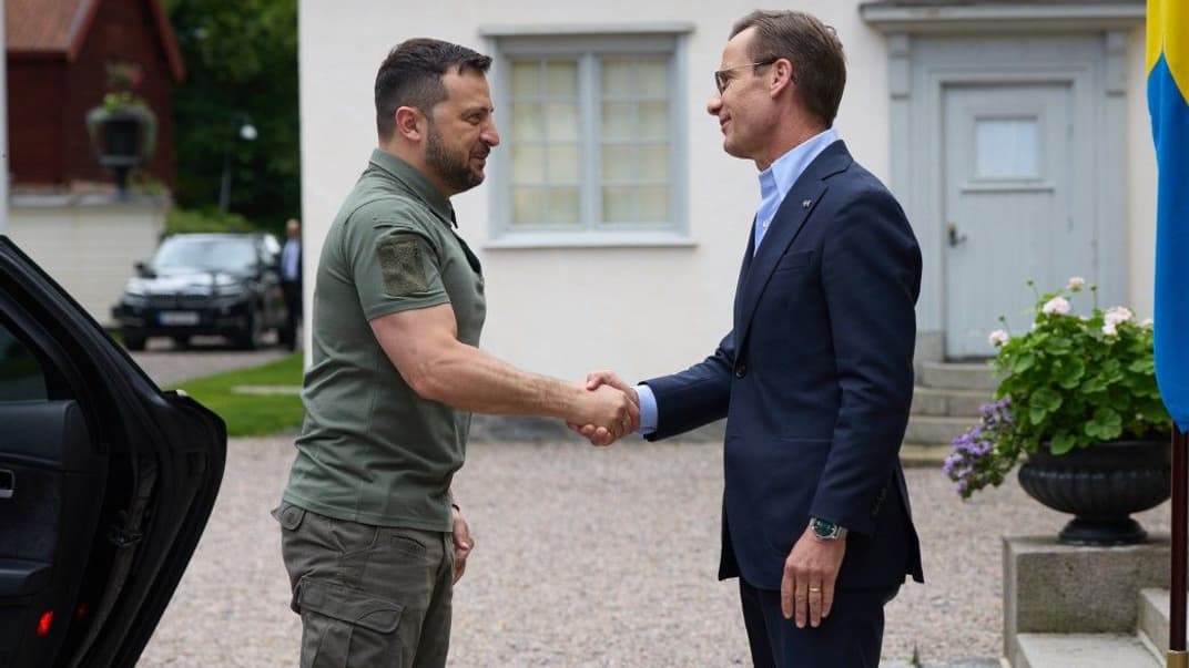 Президент України Володимир Зеленський та прем'єр-міністр Швеції Ульф Крістерссон