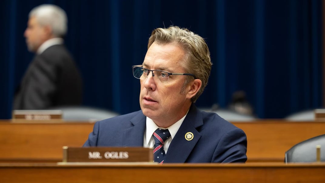 Республіканець Енді Оглз Республіканець Енді Оглз