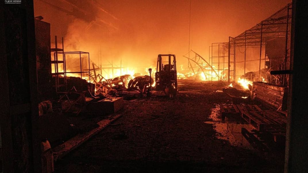 Наслідки російського обстрілу Тернополя