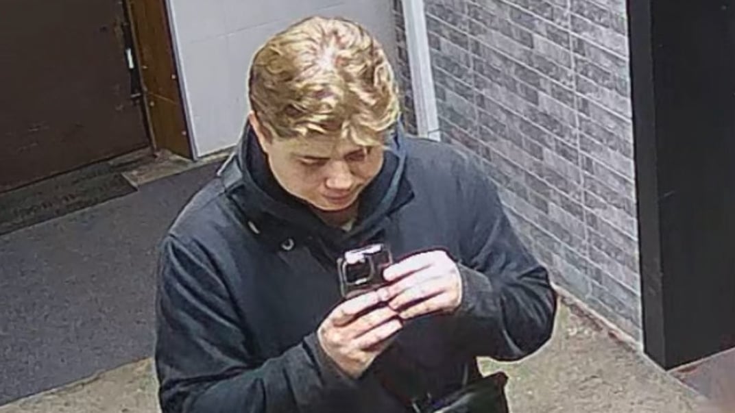 Чоловік, якого зафіксували під помешканням виконавчої директорки The Kyiv Independent