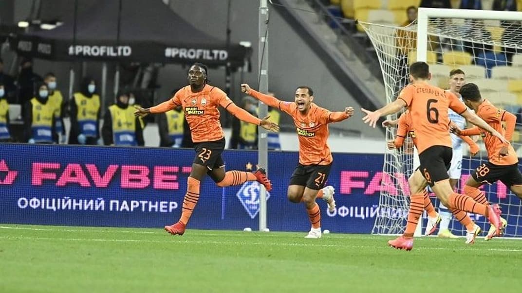 Матч между «Шахтером» и «Динамо» за Суперкубок Украины по футболу, НСК «Олимпийский», Киев, 22 сентября 2021 года