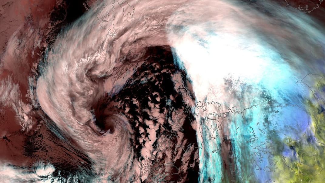 Шторм у Норвегії, вид з космосу