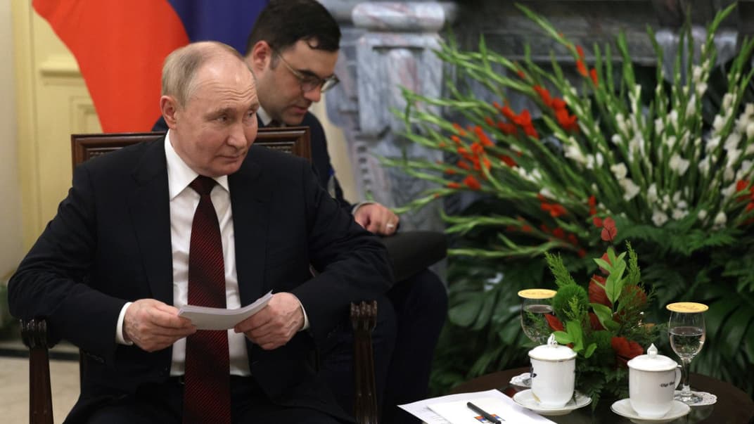 Глава россии владимир путин во время встречи с главой парламента Вьетнама Чань Тхань Маном, 20 июня 2024 года