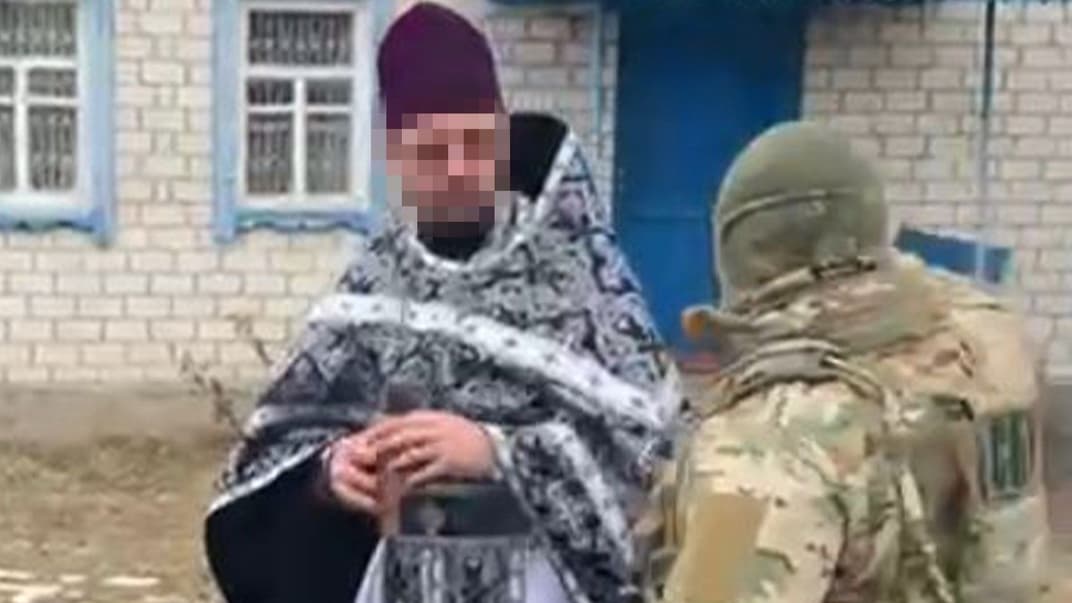 Государственным предателем оказался настоятель одного из храмов Шосткинского района