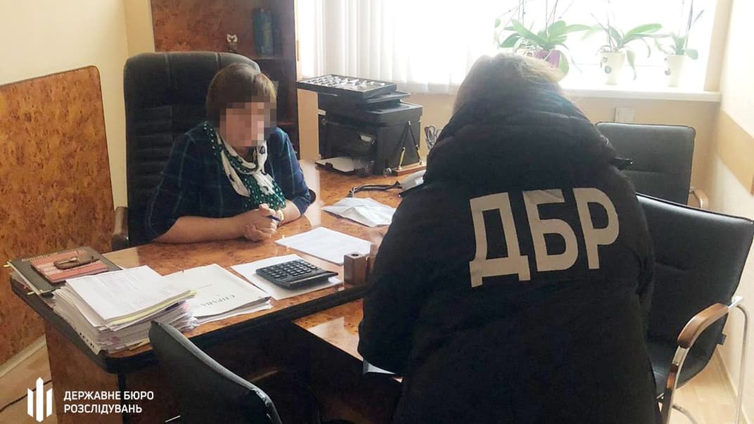 Ексслужбовців Мінекономіки та «Укрпатенту» підозрюють у розтраті 250 млн грн