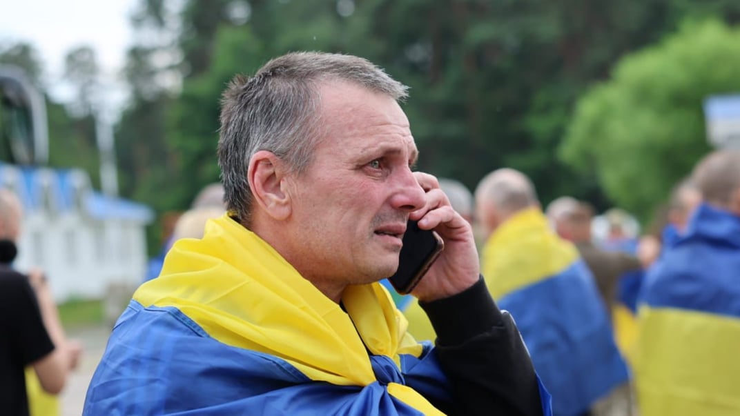 Україна звільнила з полону ще одну групу захисників та цивільних