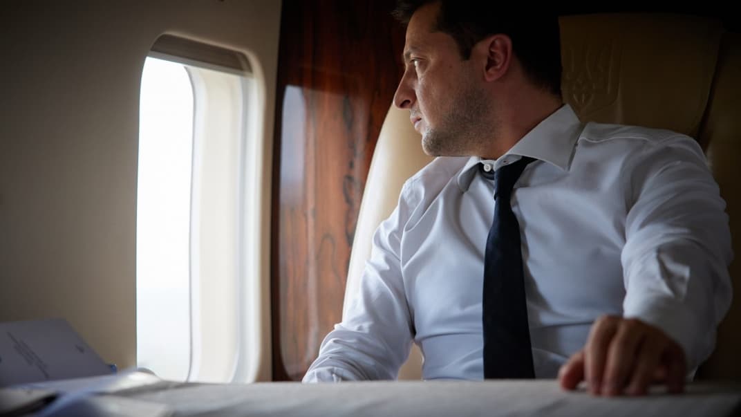 Президент Владимир Зеленский в самолете