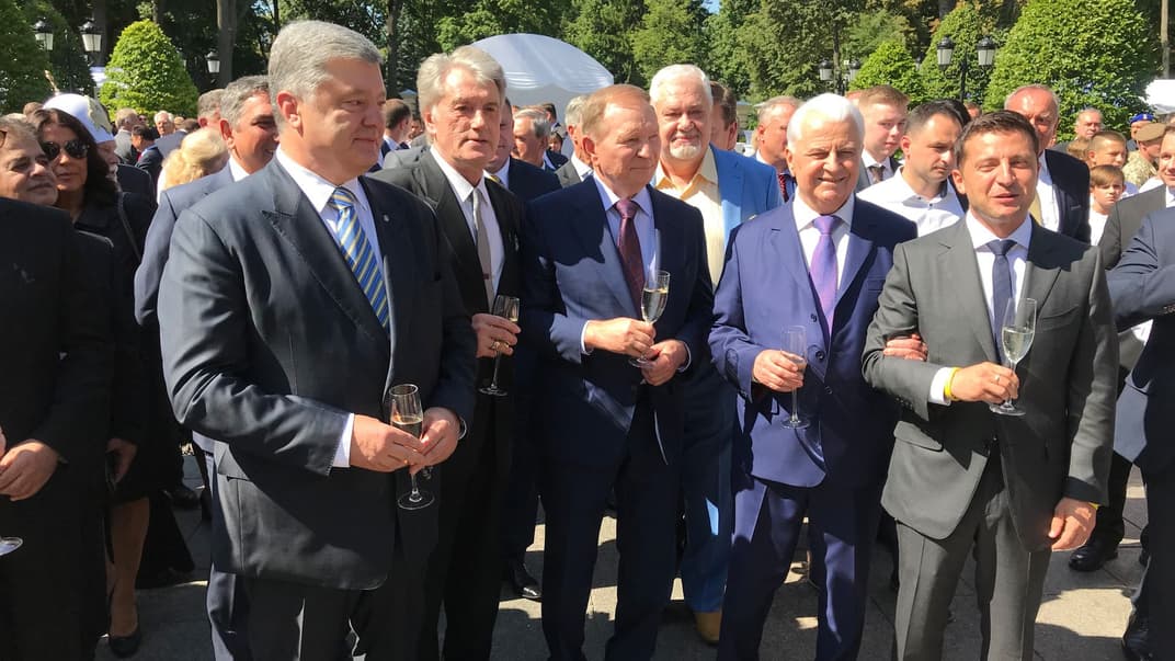 Петро Порошенко, Віктор Ющенко, Леонід Кучма, Леонід Кравчук та Володимир Зеленський