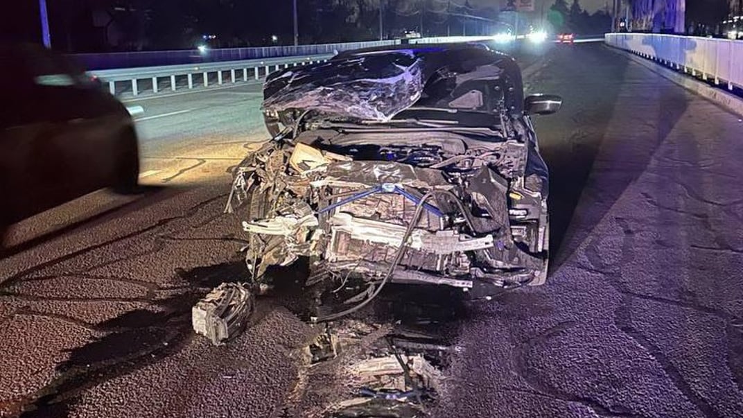 Машина BMW, що потрапила в аварію