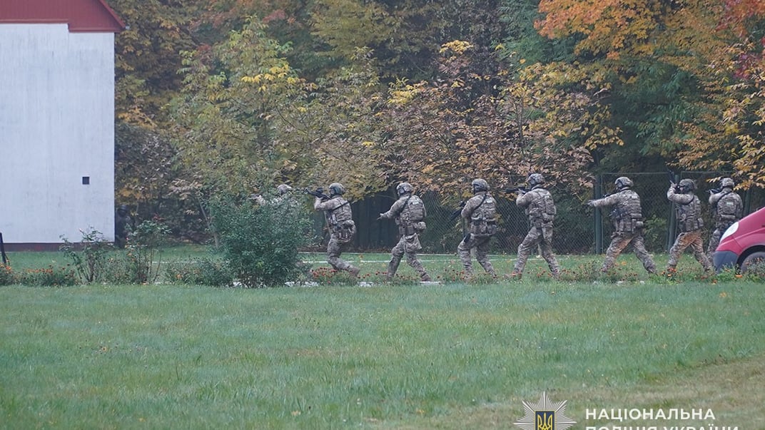 На Тернопільщині затримали угруповання, яке викрадало і катувало людей