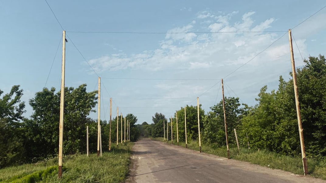 Захист доріг антидроновими сітками