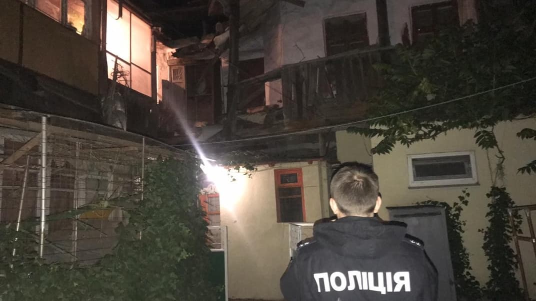 В Одесі обвалився черговий будинок, жителів евакуюють