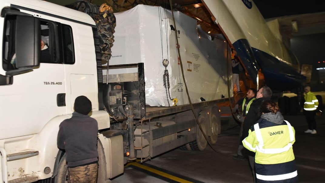 Радарну систему доставили до Кишинева літаком