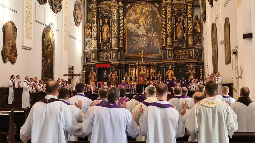 Ілюстративне фото. Богослужіння у соборі святого Іоанна Хрестителя у місті Трнава