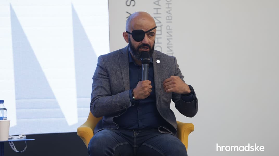 Український адвокат, правозахисник, військовослужбовець ЗСУ Масі Найєм під час конференції hromadske «Муруємо вже!»