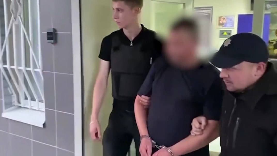 Подозреваемый в изнасиловании 15-летнего мальчика