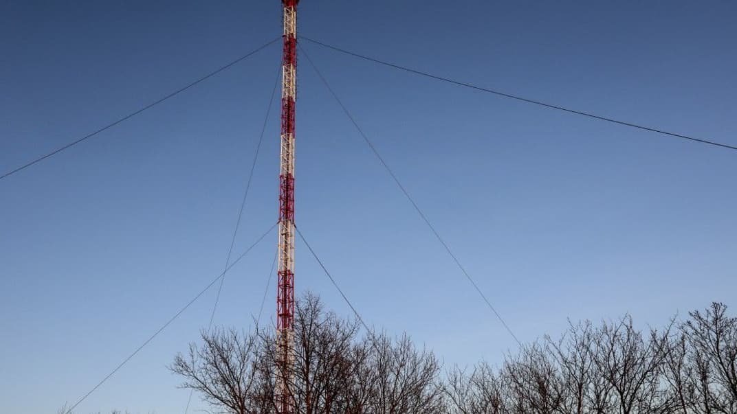 Радиотелепередающая станция на горе Карачун вблизи города Краматорск, Донецкая область, 5 декабря 2016